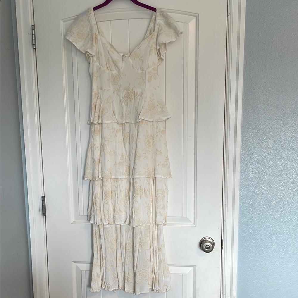 Elegant Cream Floral Dress